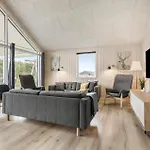 Lovely In With Sauna Casa vacanze